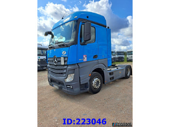 Tractor unit MERCEDES-BENZ Actros 1843