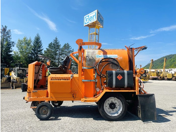 Asphalt distributor STEYR