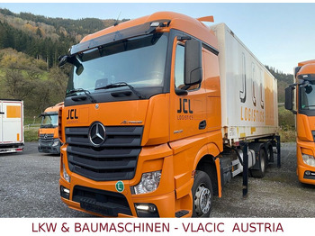 Container transporter/ Swap body truck MERCEDES-BENZ