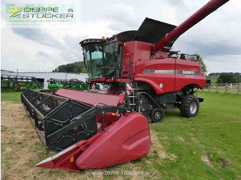 Combine harvester CASE IH