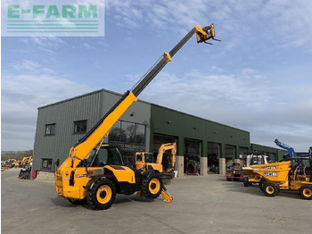 Telescopic handler JCB