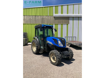 Farm tractor NEW HOLLAND T4