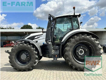 Farm tractor VALTRA T-series