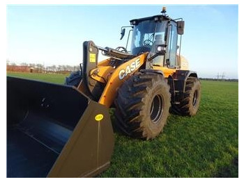 Wheel loader CASE