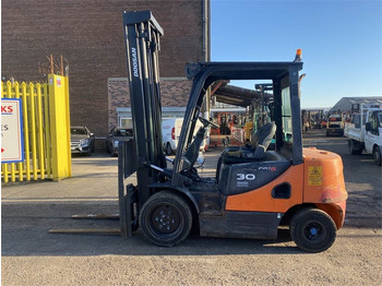 Diesel forklift DOOSAN