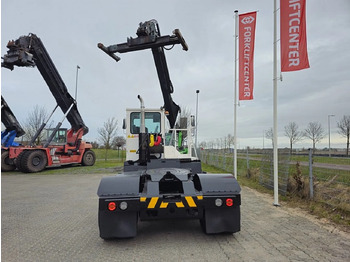 Terminal tractor TERBERG - YT220: picture 5