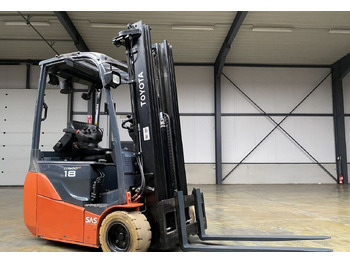 Electric forklift TOYOTA