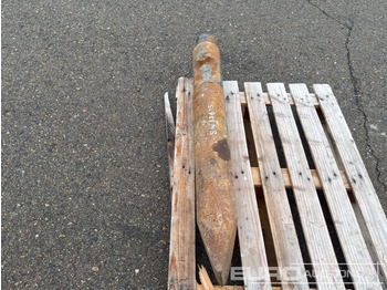 Construction equipment Pallet of Chisel for Hydraulic Breaker 1300mm: picture 3