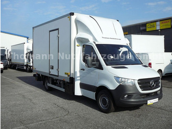 Box van MERCEDES-BENZ Sprinter 317