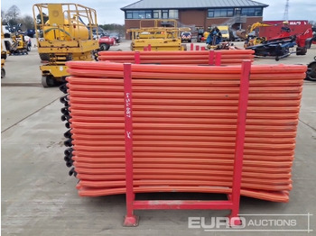 Construction equipment Stillage of Plastic Pedestrian Fencing (3 of): picture 2