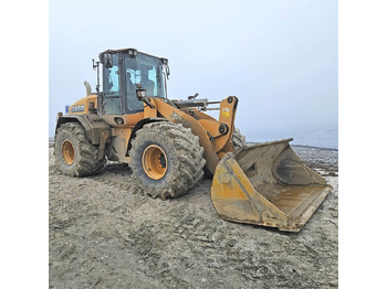 Wheel loader CASE