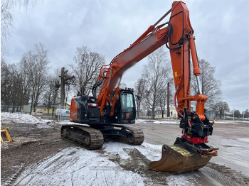 Crawler excavator Hitachi Zaxis 225 USLC: picture 4