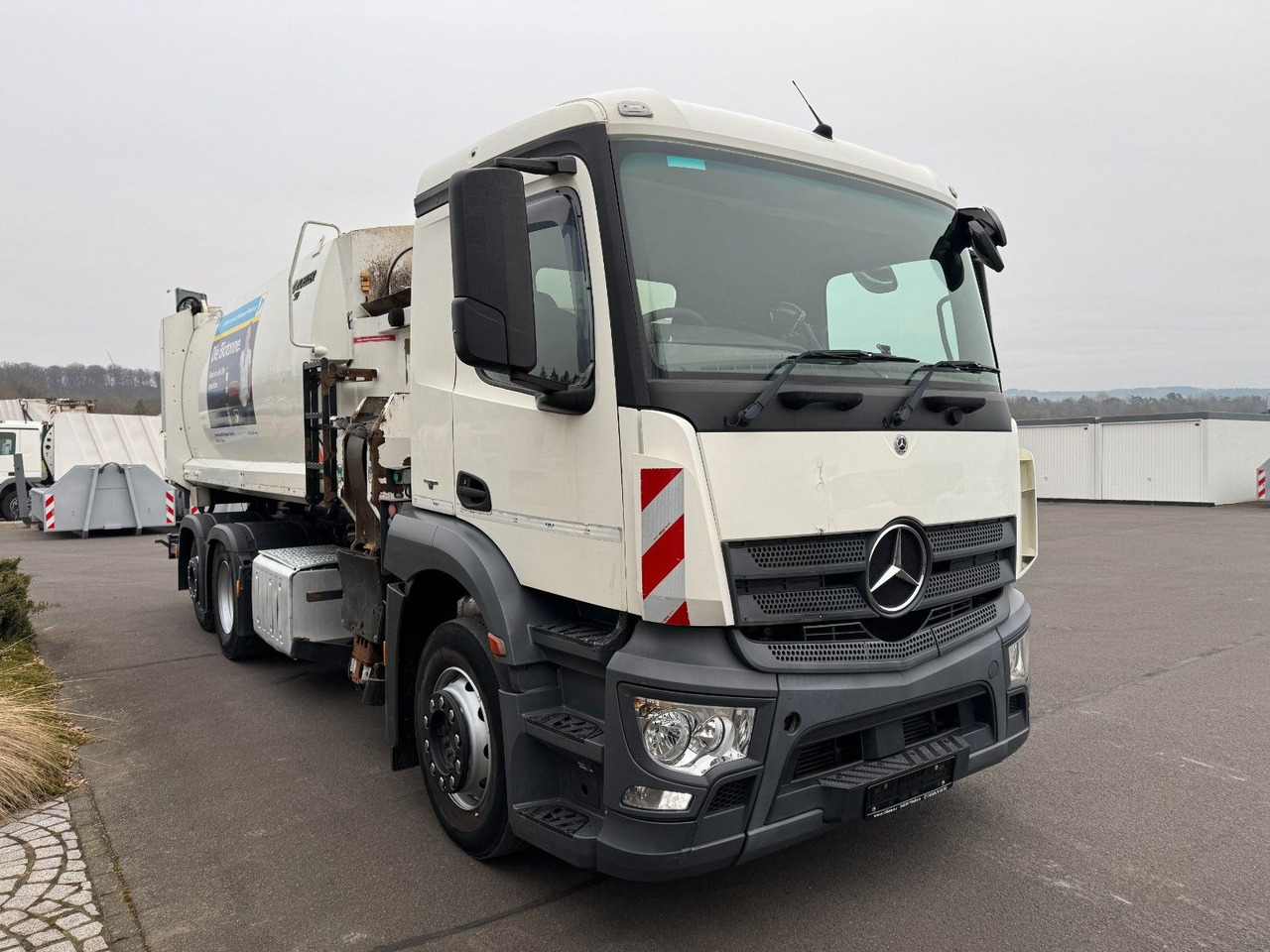 Garbage truck Mercedes-Benz Antos 2533 6x2 Seitenlader Euro 6 Mercedes-Benz Antos 2533 6x2 Seitenlader Euro 6: picture 11