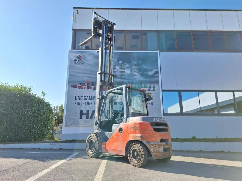 Diesel forklift Toyota 408 FD45 N: picture 11