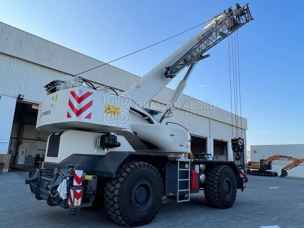 Rough terrain crane TEREX RT1070 70-ton Capacity Class Rough Terrain crane MY23: picture 9