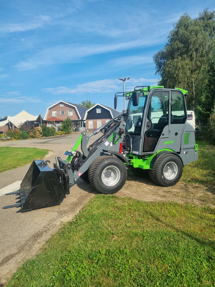 New Wheel loader WCM L2412: picture 29