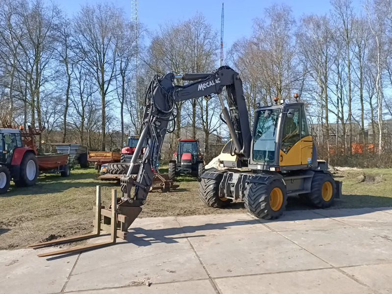 Excavator Mecalac 714MW: picture 1