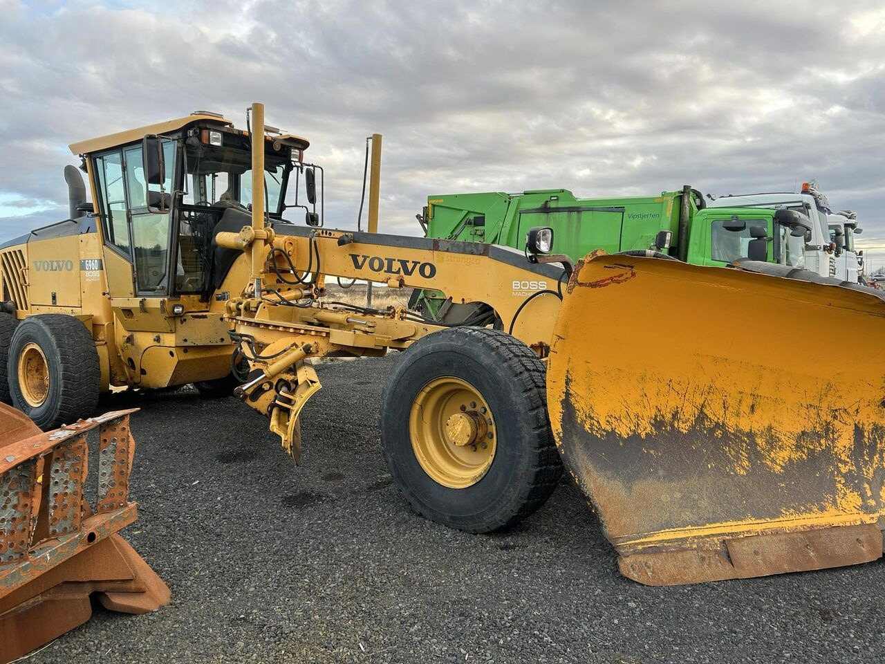 Grader Volvo G960: picture 10