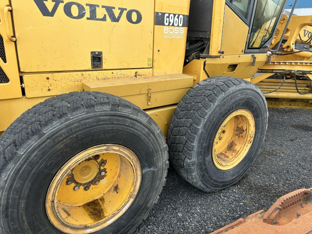 Grader Volvo G960: picture 11