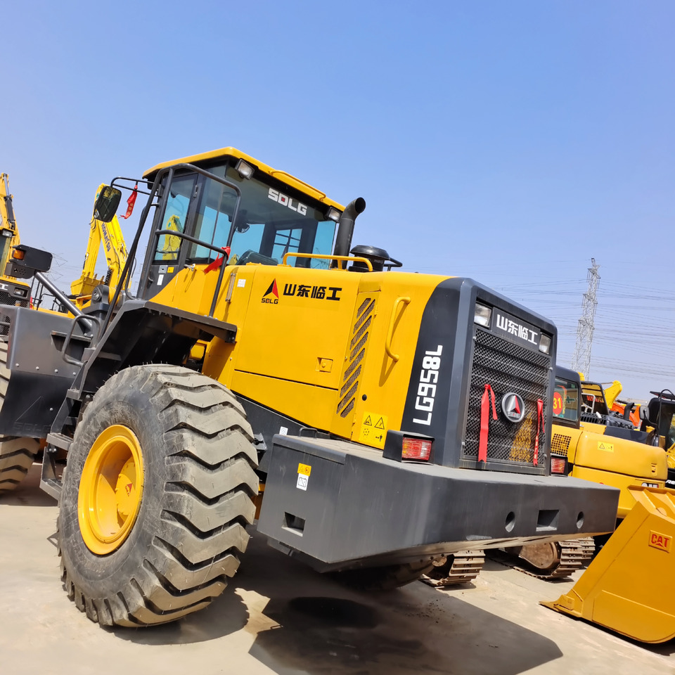 Wheel loader SDLG 958 L: picture 8