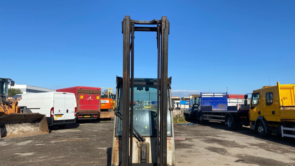 Diesel forklift STILL RX70-35: picture 10