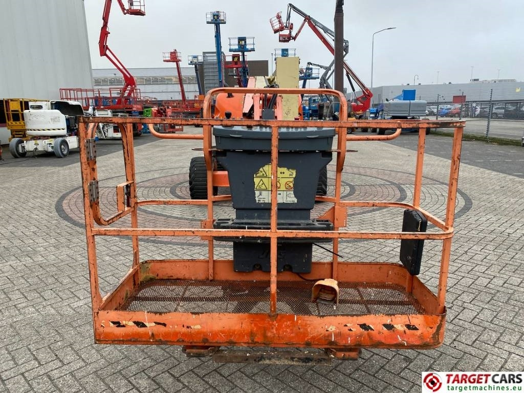 Lease a JLG 510AJ Articulated 4x4 Diesel Boom Work Lift 1781cm  JLG 510AJ Articulated 4x4 Diesel Boom Work Lift 1781cm: picture 9