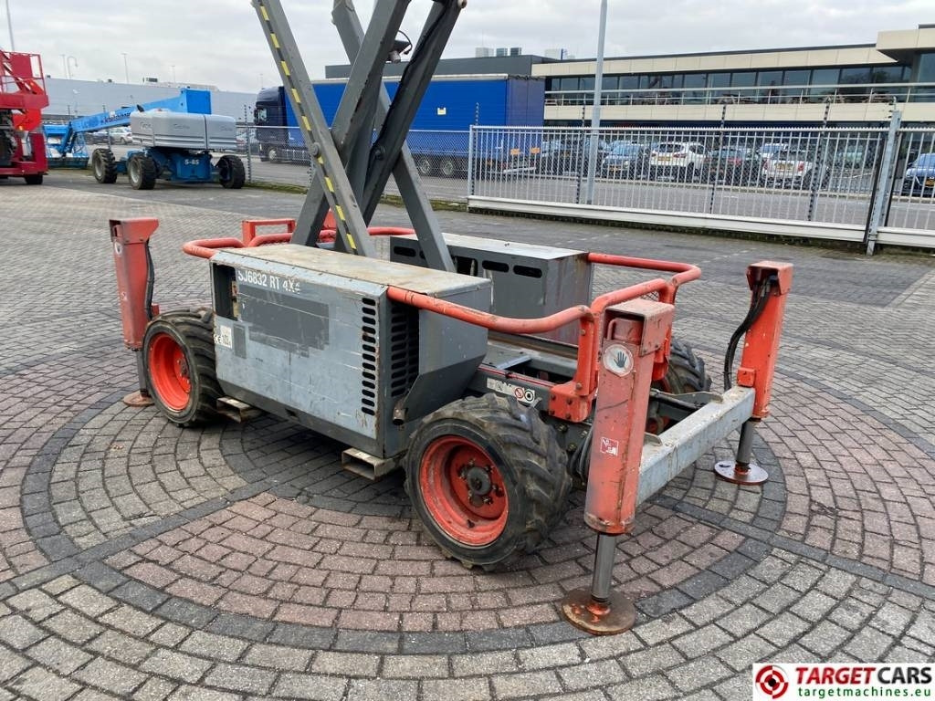 Scissor lift SkyJack SJ6832 RT Diesel 4x4 Scissor 6832 Work Lift 1180cm: picture 28