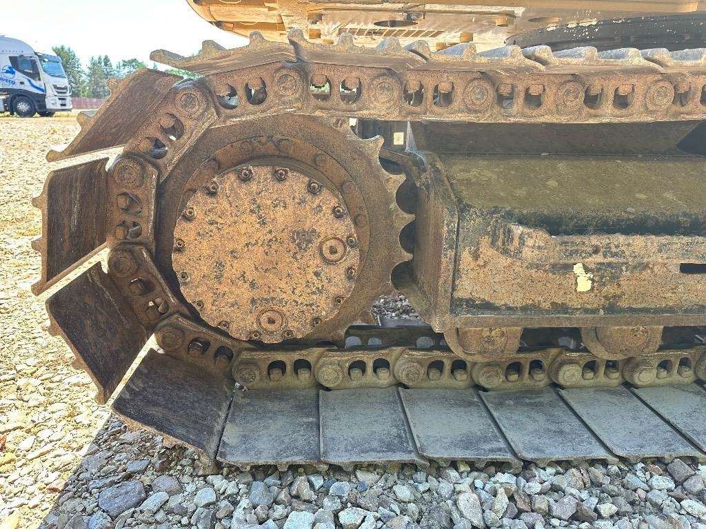 Crawler excavator CAT 311 F LRR: picture 28