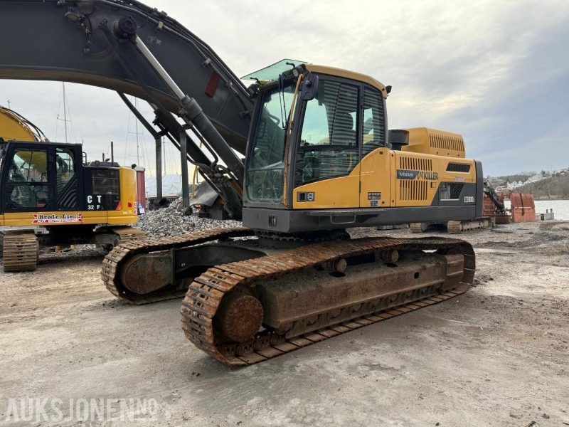 Excavator 2012 Volvo EC380DL BELTEGRAVER 2 SKUFFER.: picture 7