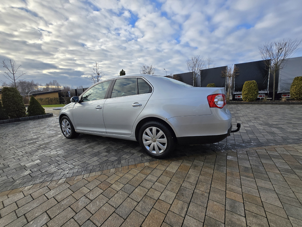 Car Volkswagen Jetta: picture 29