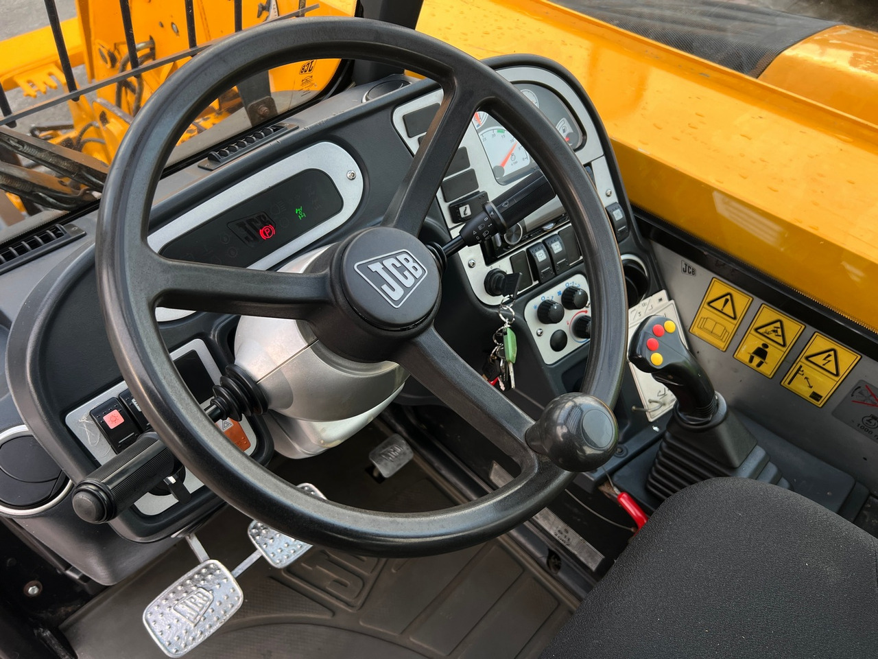 Telescopic handler JCB 531-70: picture 10