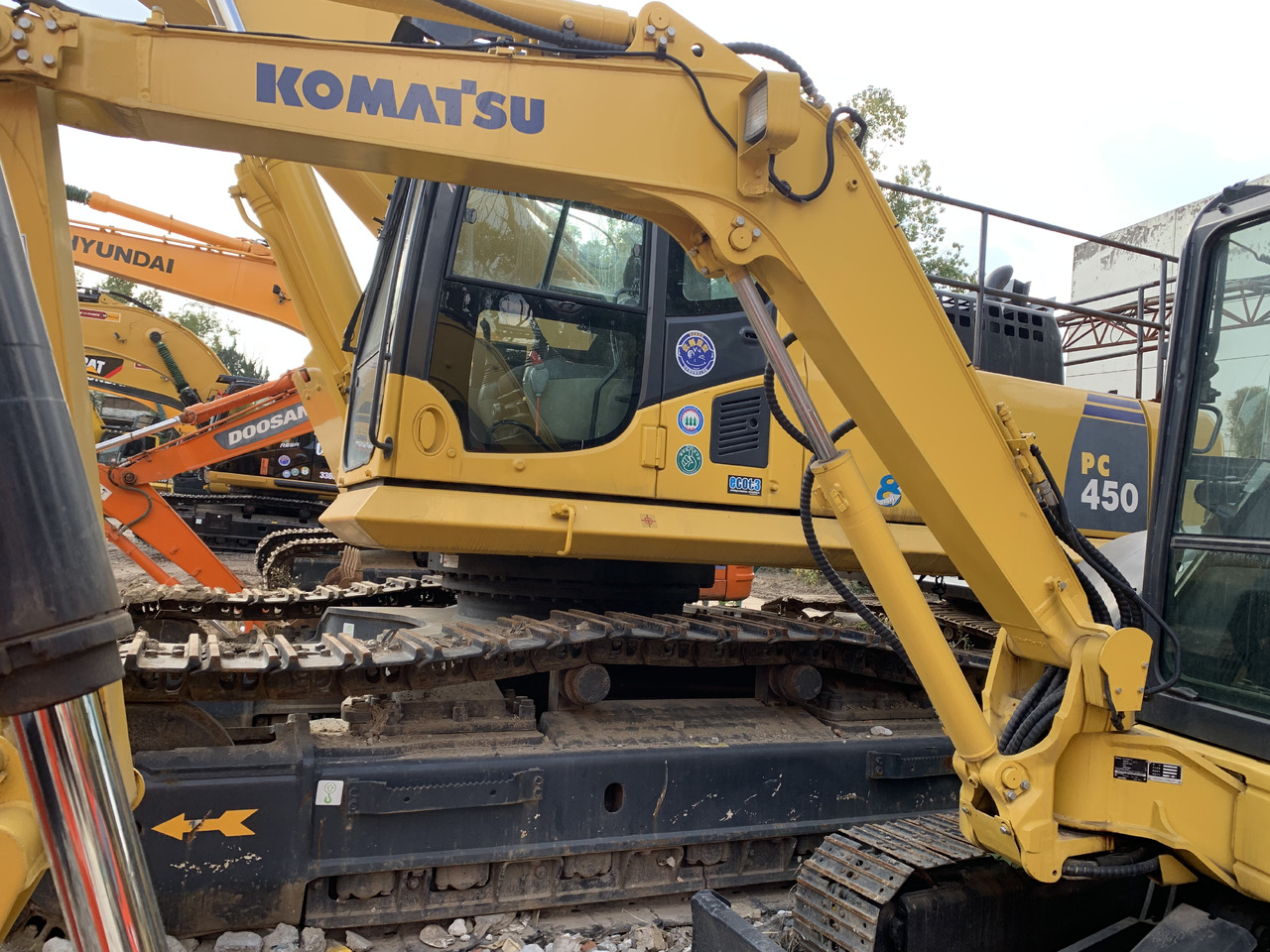 Crawler excavator KOMATSU PC450: picture 14