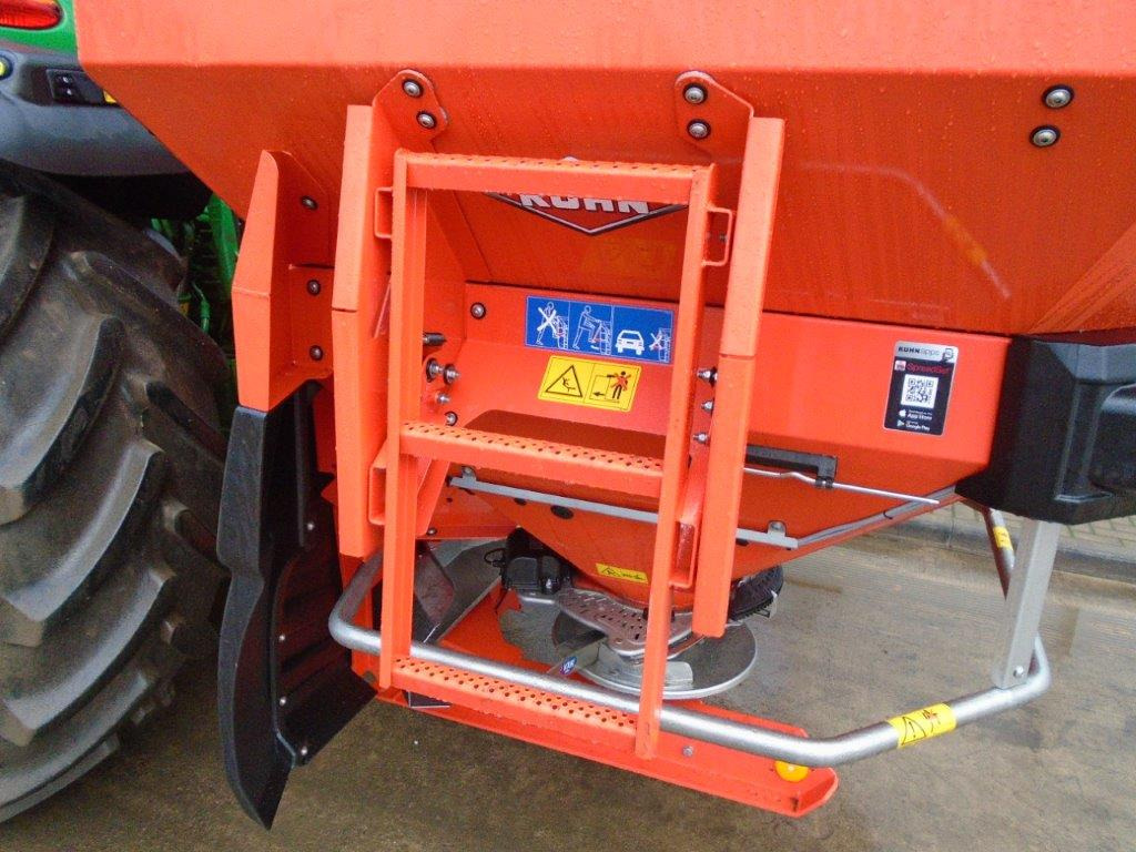 New Fertilizer spreader Kuhn Axis 50.2 M EMC W ISO PRO: picture 7