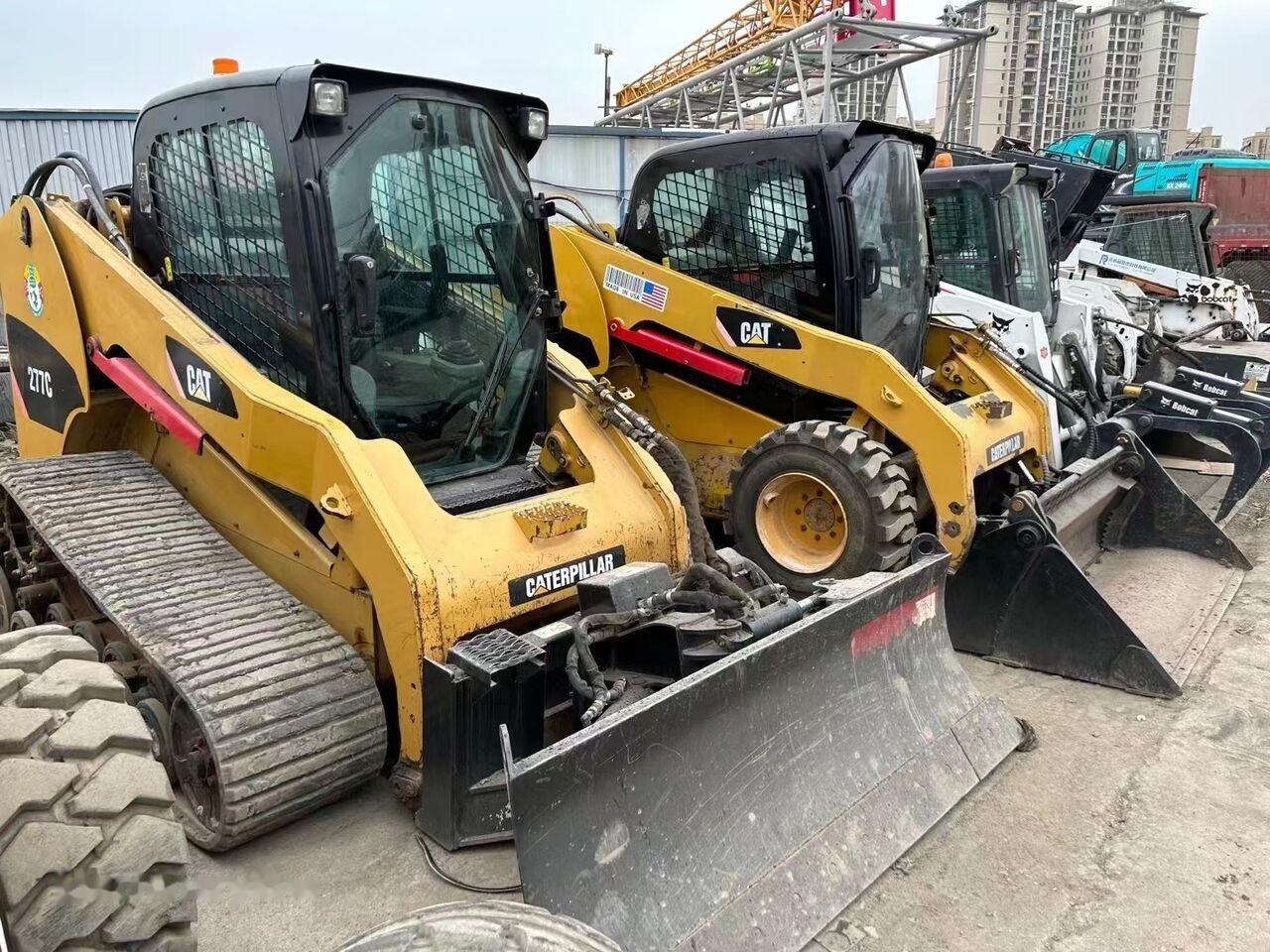 Skid steer loader Caterpillar 246C: picture 8