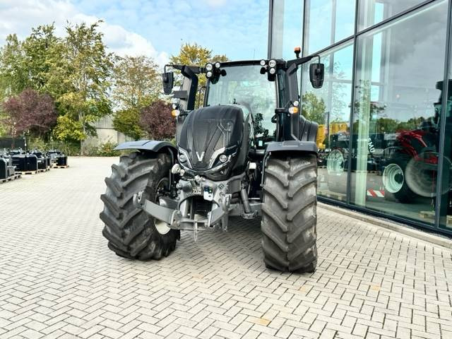 Farm tractor Valtra T235 Direct Smart Touch TWINTRAC! 745 HOURS: picture 16