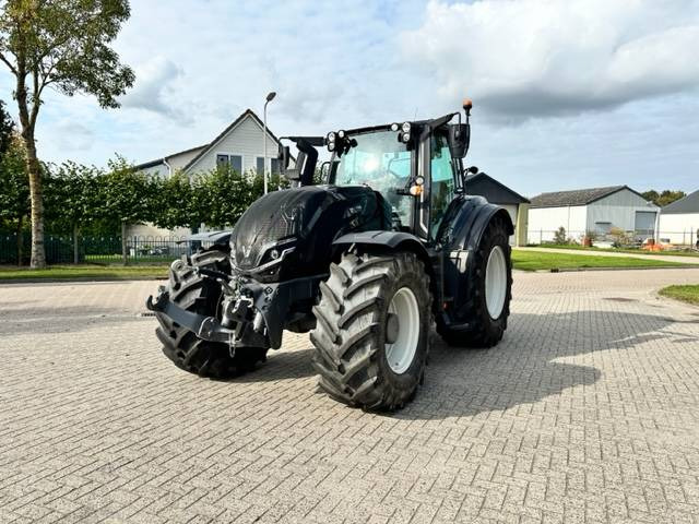 Farm tractor Valtra T235 Direct Smart Touch TWINTRAC! 745 HOURS: picture 10