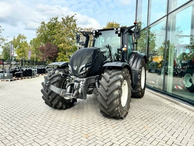 Farm tractor Valtra T235 Direct Smart Touch TWINTRAC! 745 HOURS: picture 15