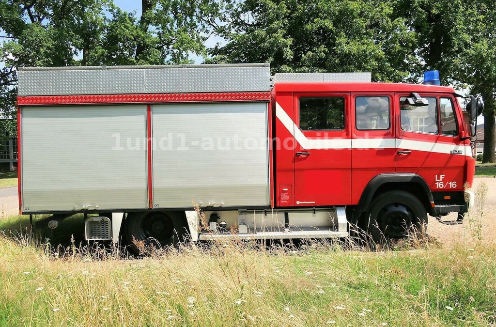 Fire truck Mercedes-Benz 1124 F Feuerwehr LF 16/16 Pumpe Tank Haspel 1124 F Feuerwehr LF 16/16 Pumpe Tank Haspel: picture 6