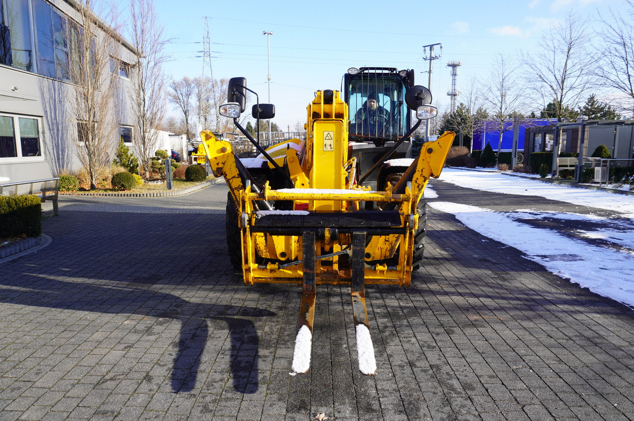 Lease a JCB 540-170 Telescopic Loader / 17m / joystick JCB 540-170 Telescopic Loader / 17m / joystick: picture 27