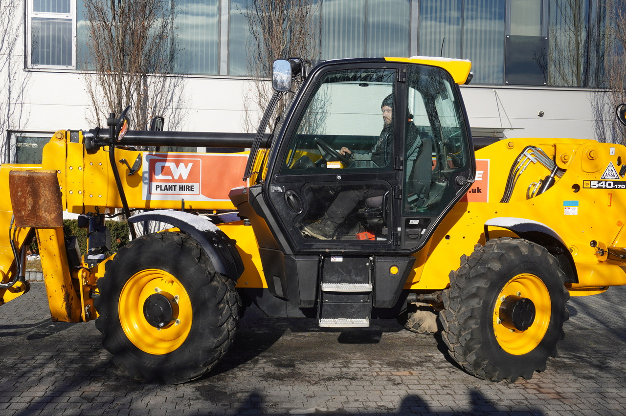 Lease a JCB 540-170 Telescopic Loader / 17m / joystick JCB 540-170 Telescopic Loader / 17m / joystick: picture 31