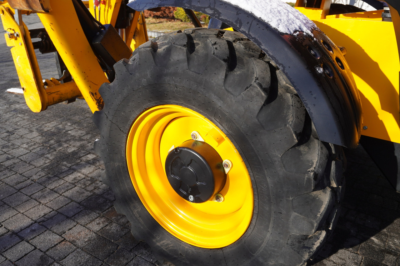 Lease a JCB 540-170 Telescopic Loader / 17m / joystick JCB 540-170 Telescopic Loader / 17m / joystick: picture 20