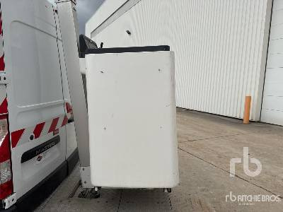 Truck mounted aerial platform RENAULT MASTER 2019 Time Versalift ETL32 125 1 ...: picture 28