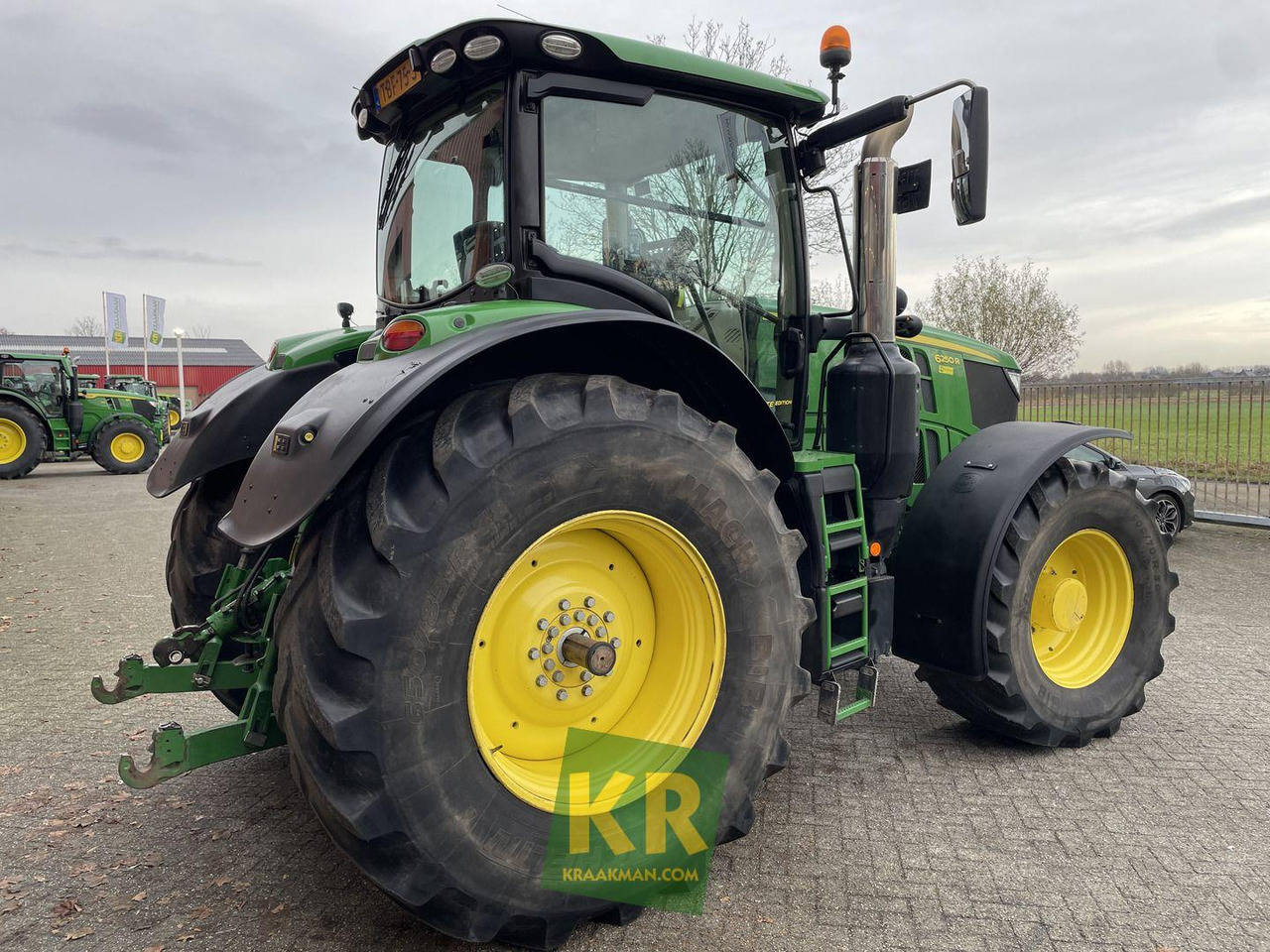 Farm tractor 6250R John Deere: picture 6