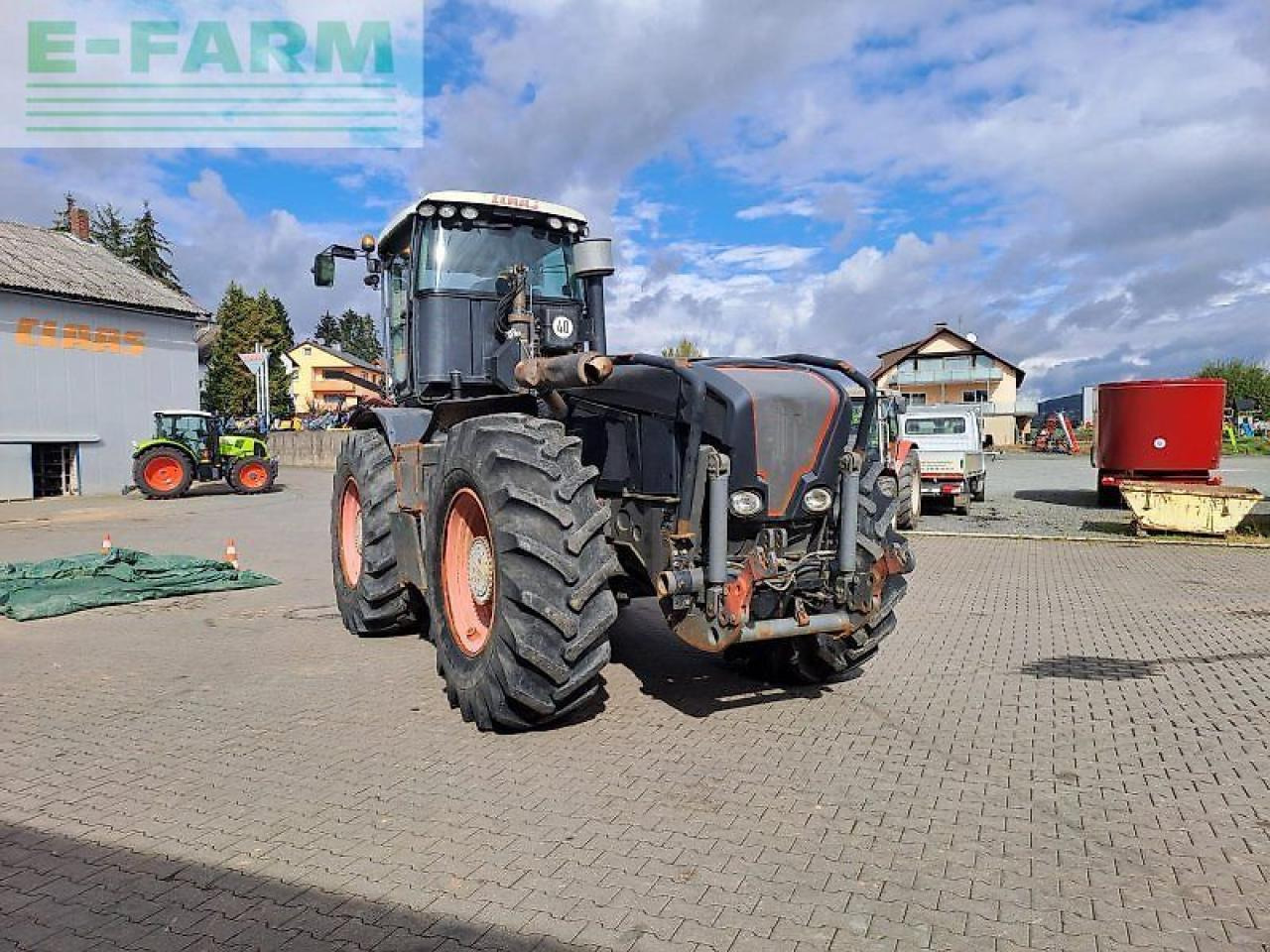 Farm tractor CLAAS xerion 3300 trac vc TRAC VC: picture 6