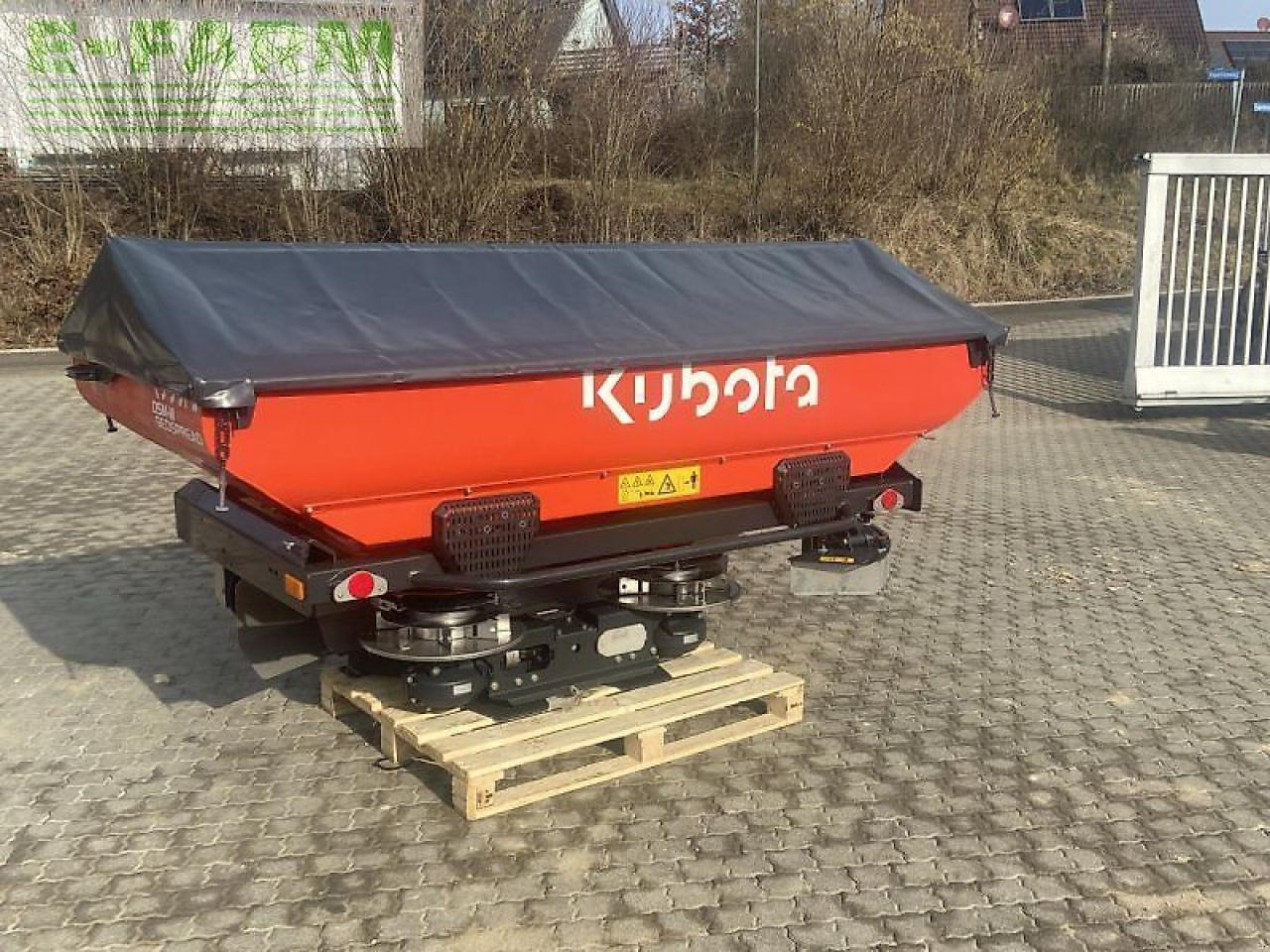 Fertilizer spreader Kubota dsm-w geospread: picture 7