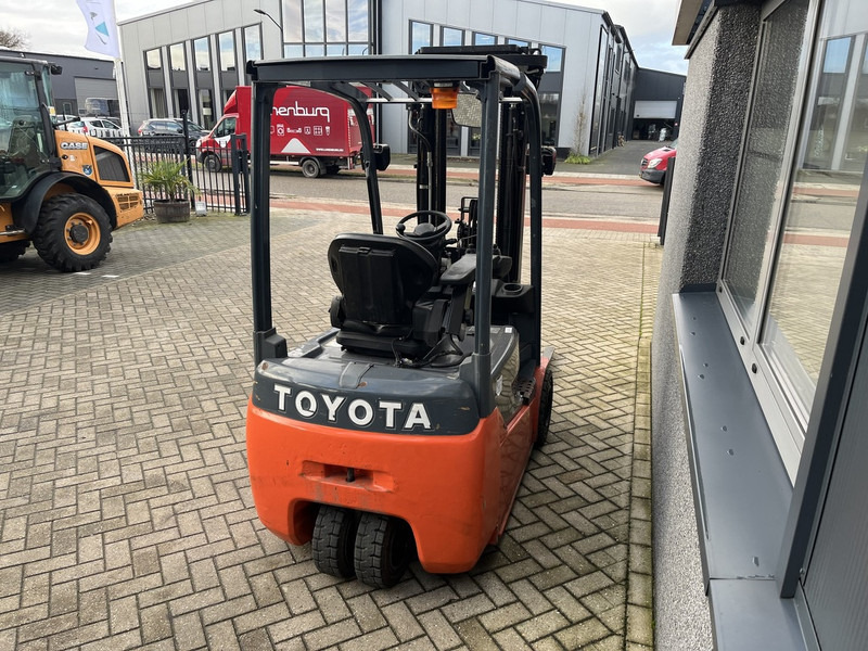 Electric forklift Toyota 8 FBET 18: picture 8