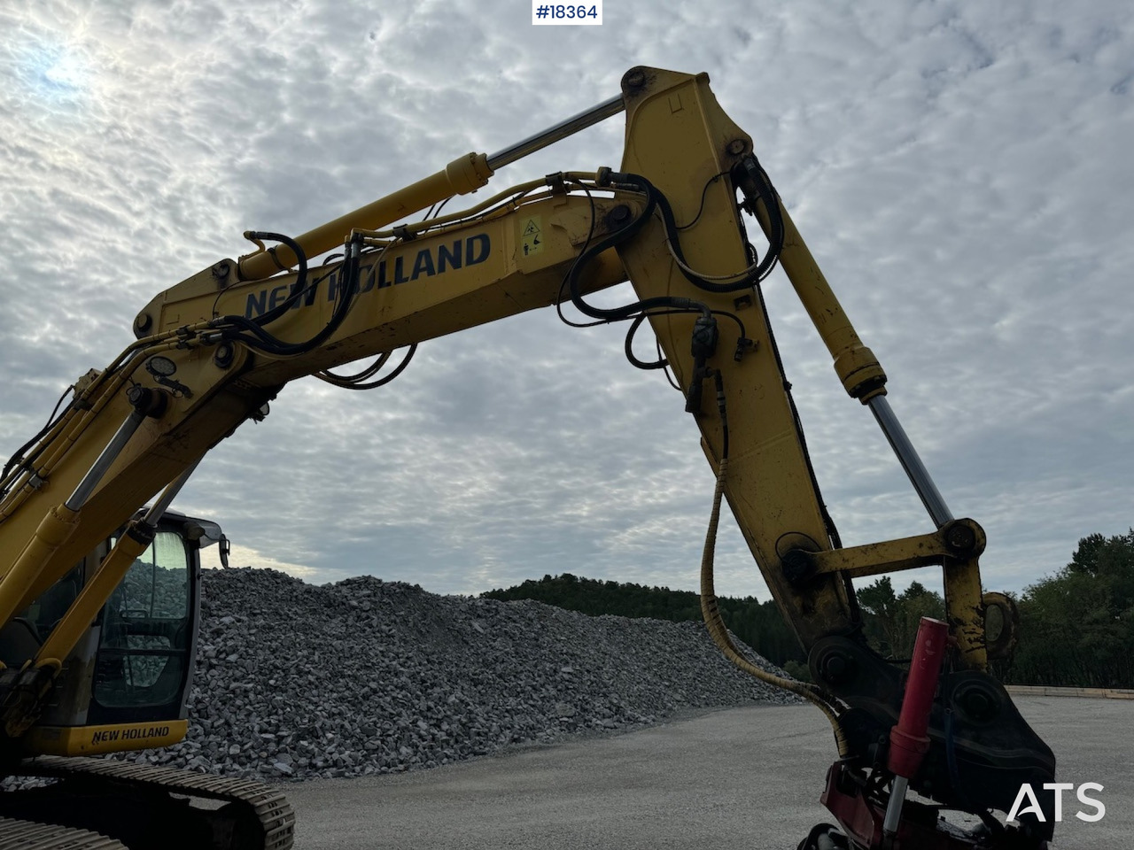 Excavator Kobelco E215B: picture 37