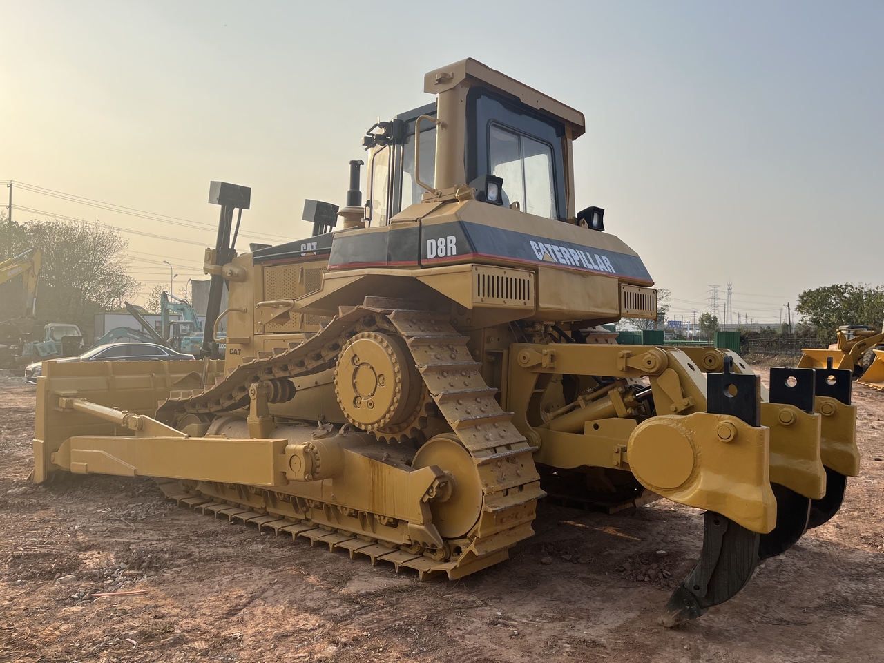 Bulldozer CATERPILLAR D8R: picture 8