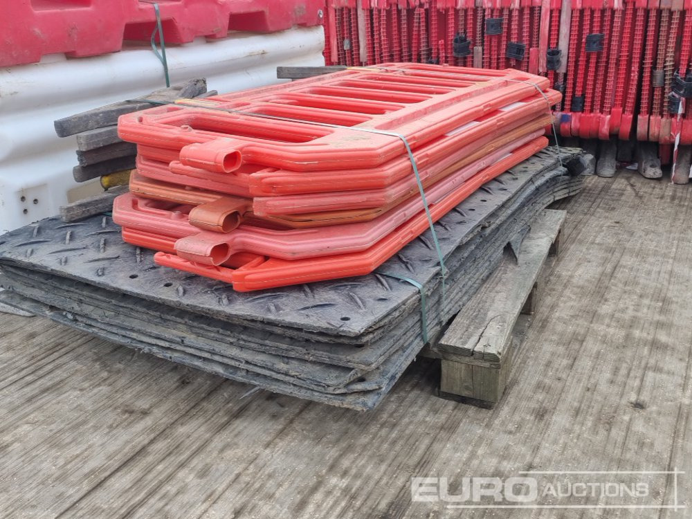 Construction equipment Bundle of Plastic Pedestrian Safety Barrier (5 of), Bundle of Metal Pedestrian Barrier (3 of), Bundle of Water Filled Barrier (3 of), Bundle of Plastic Mats: picture 14