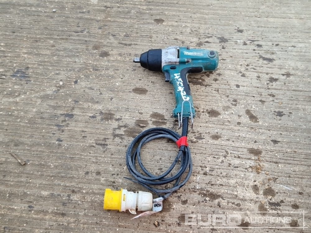 Construction equipment Makita 110Volt Impact Gun, 110Volt Hammer Drill, Battery Impact Gun (2 of), Battery Hammer Drill, Spectra Laser Level: picture 17